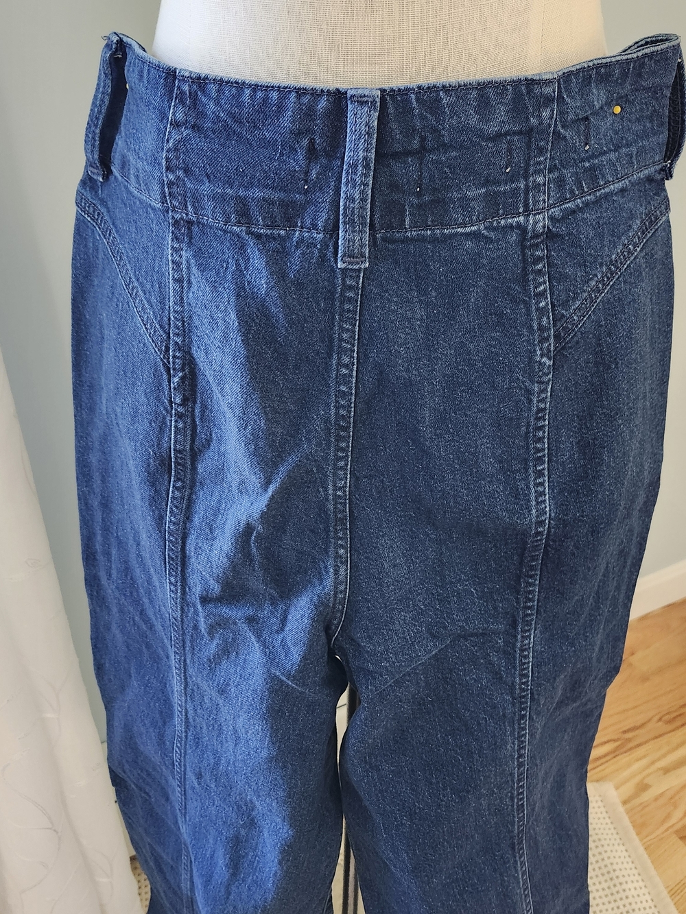 Universal Thread Indigo High-Rise Wide-Leg Jeans - Picture 7 of 16